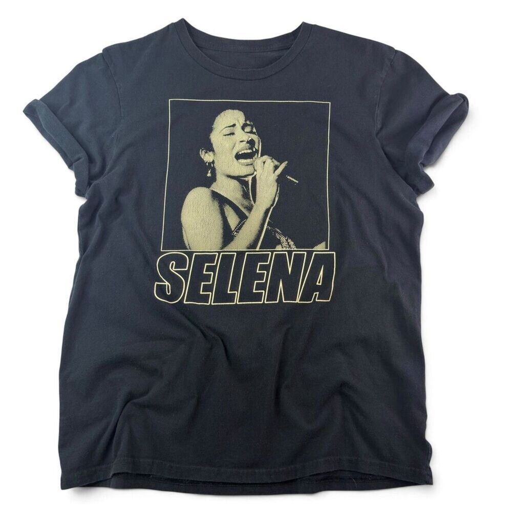 selena queen of cumbia double sided graphic artist tee shirt medium